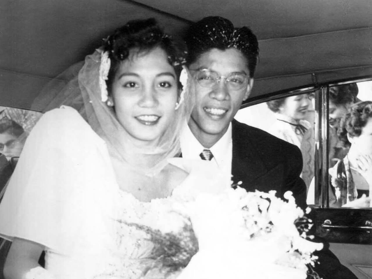 Beaming bride and groom: Judy and Gerry Roxas on their wedding day in 1955. | Source: Marites Gonzaga - Facebook
