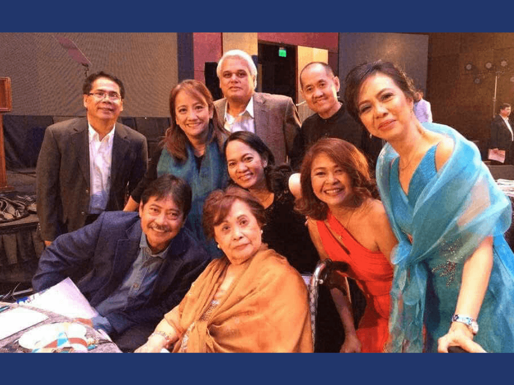 Taken on Dec. 9, 2015, Eugenia &ldquo;Eggie&rdquo; Apostol posed with Philippine Daily Inquirer pioneers during the newspaper&rsquo;s 30th anniversary celebration. | Photo courtesy of Thillie Dado-Panlilio