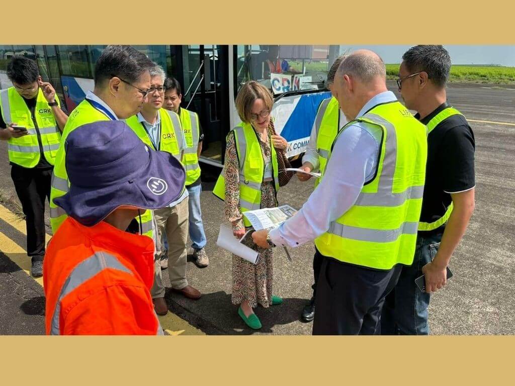 Noel Manankil (second from left), LIPAD commercial manager Paolo Santos, Lufthansa Technik Dr. Janna Schumacher, and Lufthansa Technik CEO (covered) Soeren Stark, LIPAD head of engineering Alveen Tabag, Lufthansa Technik Philippines president and CEO Holger Beck. | Contributed photo