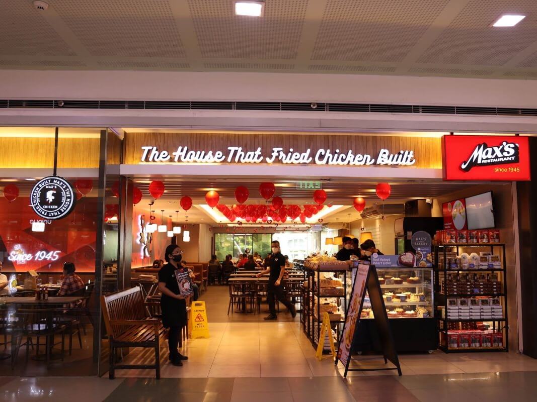 The brand&rsquo;s first mall location, the Max&rsquo;s Restaurant branch in SM North EDSA has been in the same spot since 1985./ Contributed photo