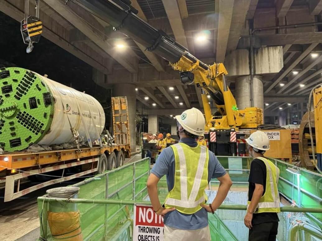 Maynilad contractors conduct pipe replacement works in Manila, one of the operational interventions under the company&rsquo;s intensified non-revenue water (NRW) reduction program, which brought NRW down to 30.7 percent by end-2025 from 38.4 percent a year earlier. | Contributed photo