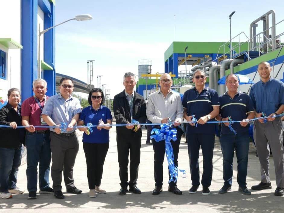 Officials from Maynilad and government agencies lead the ribbon-cutting ceremony for the newly inaugurated Tunasan Water Reclamation Facility (WRF) in Muntinlupa City. From left: Lorna B. Misa, OIC head of ESC, EPNRO and LMO; Florencio G. Diwa Jr., OIC director, DENR NCR MEO South; Atty. Patrick Lester N. Ty, chief regulator, MWSS RO; Engr. Leonor C. Cleofas, vice chair and administrator, MWSS; Engr. Henry P. Pacis, assistant regional executive director, DENR-NCR; Elpidio J. Vega, chairman, MWSS board of trustees; Ramoncito S. Fernandez, president and CEO of Maynilad; Christopher Jaime T. Lichauco, COO of Maynilad; and Junn-Yeu C. Lock, technical assistant to the president, DMCI. | Contributed photo