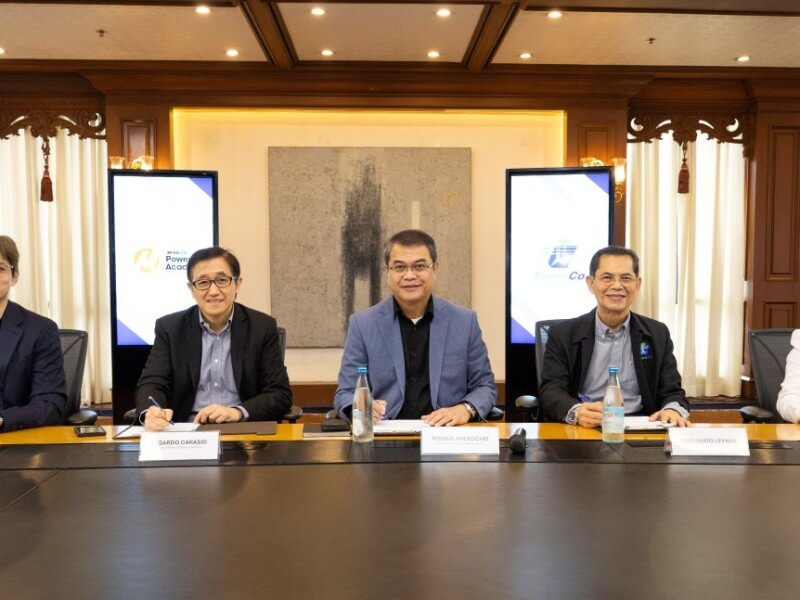 MPA executive director Ian Chester V. Colorina, Meralco SVP and chief human resources officer Edgardo V. Carasig, Meralco EVP and COO and MPA president Ronnie L. Aperocho, TransCo president Fortunato C. Leynes, and TransCo VP for resource management services group Maria Theresa L. Laranang during the signing ceremony held in Pasig City. | Contributed photo  (Click to view full image)