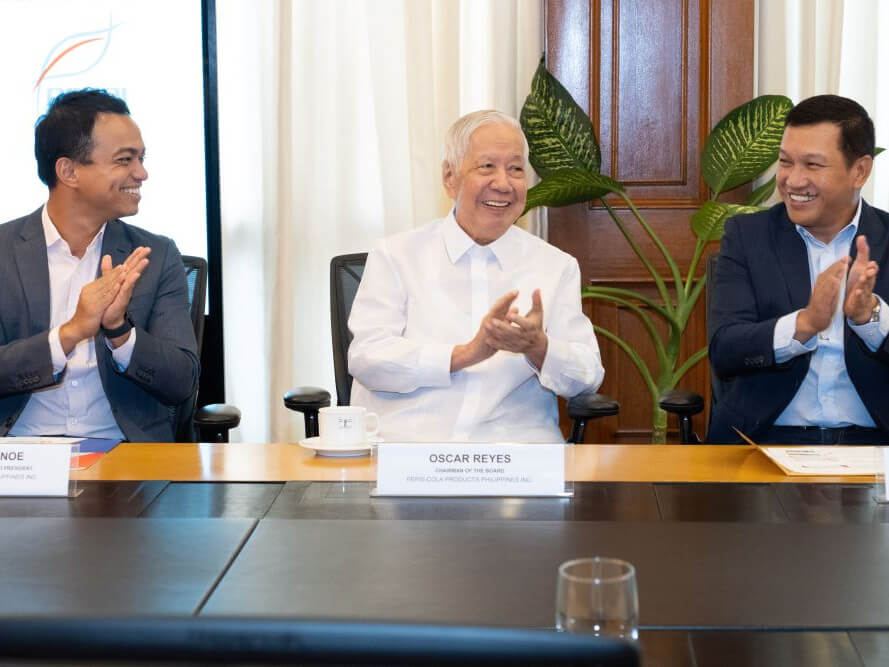 (From left) PCPPI CEO and president Phyo Phyu Noe, PCPPI chair Oscar S. Reyes, and first vice president and MPower head Redel M. Domingo during the ceremonial signing of the power supply deal held in Pasig City./ Contributed photo