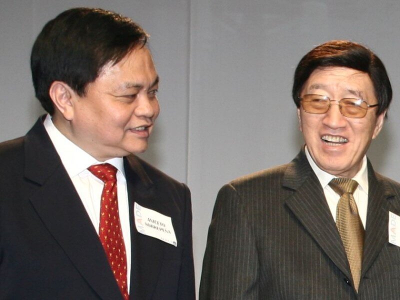 The late Metrobank Group founder Dr. George SK Ty (right) birthed the vision for the Metrobank Foundation Outstanding Filipinos, following a 'moment of empathy' for underappreciated educators. This legacy was later strengthened by the late Metrobank Foundation president Aniceto Sobrepe&ntilde;a (left) through the program's expansion to include soldiers and police officers. | Contributed photo