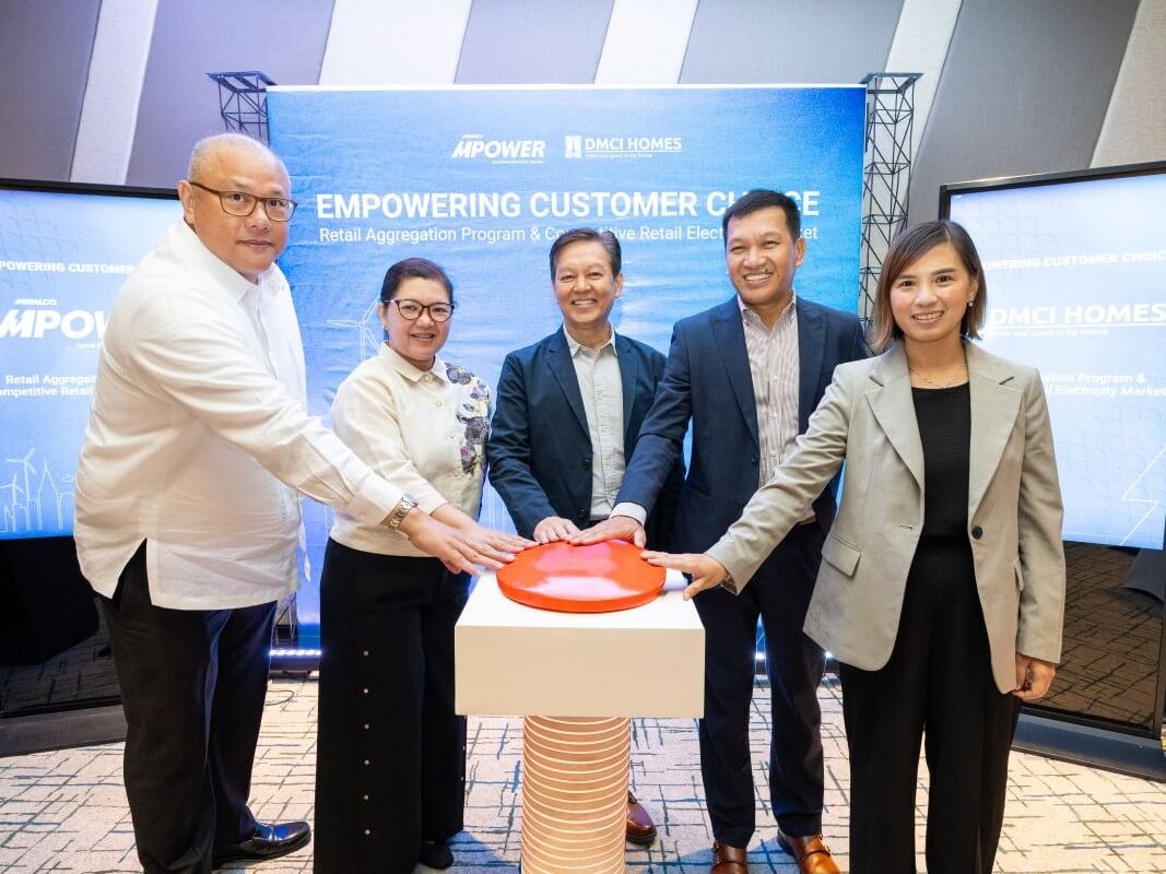 (From left) IEMOP president and CEO Richard Nethercott, ERC Chair and CEO Monalisa Dimalanta, DPMC vice president for purchasing, asset management, commercial & residential leasing Arturo Zamora, MPower first vice president Redel M. Domingo, and Meralco senior assistant vice president and competitive market group head Sheryl A. Castro at the signing ceremony held in Mandaluyong City./ Photo from Meralco