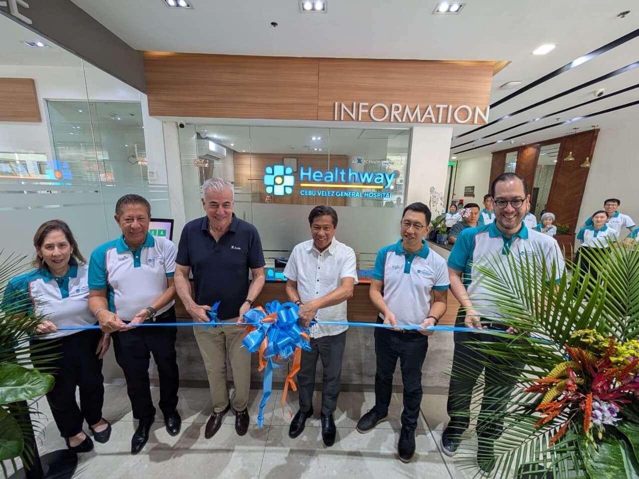 AC Health chair Fernando Zobel de Ayala (3rd from left) leads the ribbon cutting during the launch of Healthway Cebu Velez General Hospital. With him are HMN chief network & business development officer Margaret Bengzon, HMN president & CEO Jaime Ysmael, Cebu City Mayor Nestor Archival, HCVGH COO James Ting, and AC Health president & CEO Paolo Borromeo. | Contributed photo