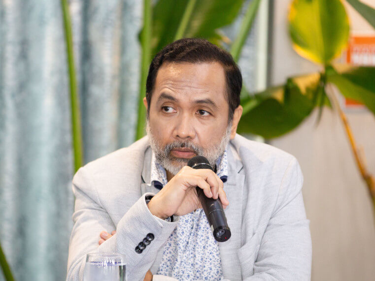 Jose Ronald VallesMeralco's senior vice president and regulatory management head reiterated that the power retailer welcomes bids from plants fueled by Malapaya gas, but stressed that their pricing must be competitive.