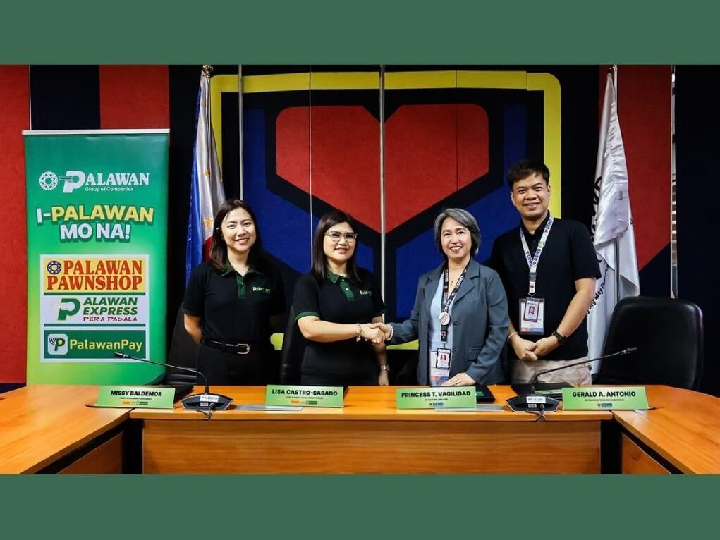 &nbsp;From left: Missy Baldemor, Head of Palawan for Business; Lisa Castro-Sabado, Chief Business Development Officer of the Palawan Group; Princess T. Vagilidad, DSWD OIC Regional Director; and Gerald A. Antonio, DSWD OIC Regional Program Coordinator. | Contributed photo