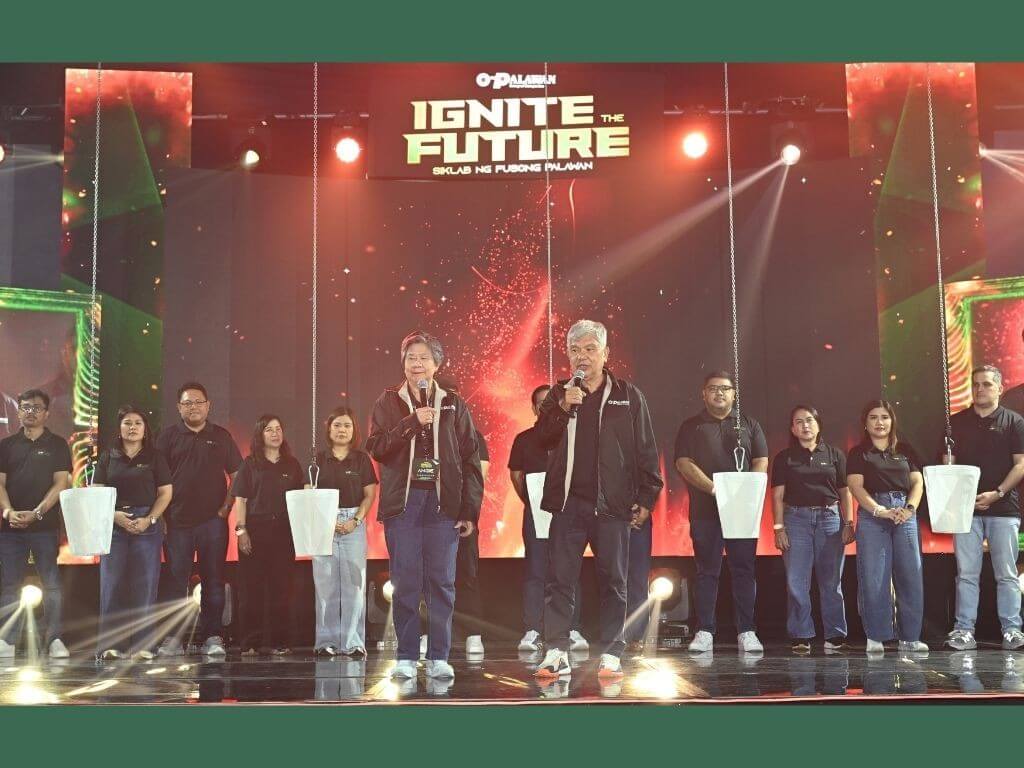&nbsp;Palawan Group executives with founders Angelita and Bobby Castro during the Leaders&rsquo; Bootcamp. | Contributed photo