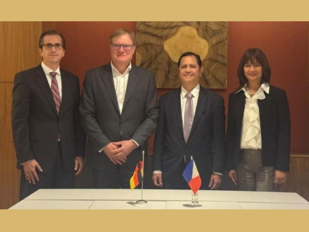 The Memorandums of Understanding (MOUs) were signed by PDIC president and CEO Roberto B. Tan (third from left), Dr. Martin Boegl (leftmost), CSGB managing director, and Dr. Hilmar Zettler (second from left), AGB executive board member, DPF head, andCSGB management board spokesperson. Also present during the signing ceremonies was PDIC general counsel Maria Antonette I. Brillantes-Bolivar (rightmost). The MOUs were signed on the sidelines of the 2025 International Association of Deposit Insurers (IADI) Annual Conference held in Lisbon, Portugal in November 2025.