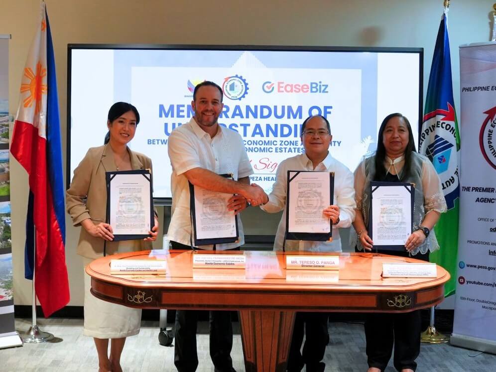 From left: Aboitiz Economic Estates and Aboitiz Land senior assistant vice president for corporate communications, branding and sustainability Farrah Ni&ntilde;a Mayol; Aboitiz Economic Estates and Aboitiz Land president and CEO Rafael Fernandez de Mesa; Philippine Economic Zone Authority (PEZA) Director General Tereso O. Panga; and PEZA management information system and corporate planning group (MISCPG) manager and Promotions and Public Relations Group (PPRG) acting head Rowena T. Naguit. | Contributed photo