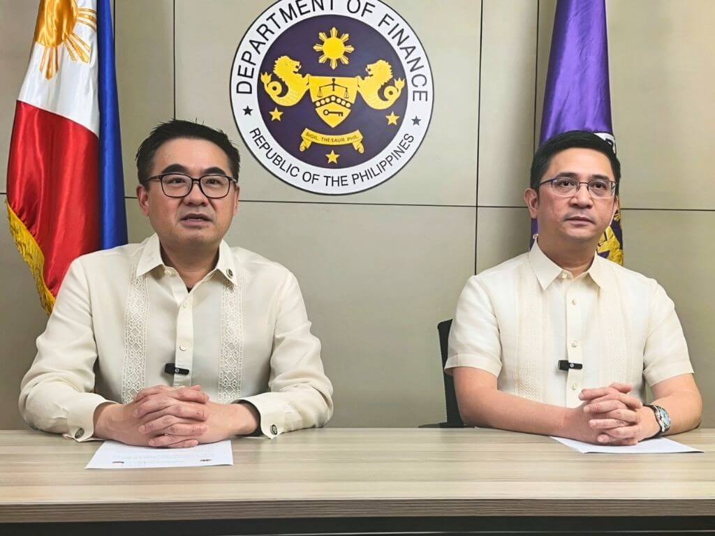Finance Secretary Frederick Go and Internal Revenue Commissioner Charlito Mendoza give a briefing Monday afternoon to announce the temporary halt to field tax audits./Photo from BIR's Facebook page