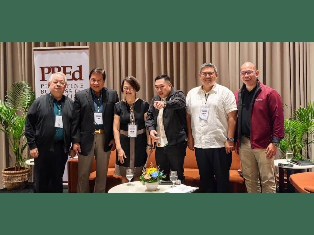 From left: Ramon del Rosario Jr. chair of Philippine Business for Education (PBEd); Dr. Cielito Habito; Dr. Nene Guevarra, founding president and general counsel of Synergeia Foundation Inc.; Infanta, Quezon Mayor L.A. Ruanto; Rey Laguda, Asia Foundation&rsquo;s Education Governance advisor on decentralization and Dr. Chito B. Salazar, &nbsp;president and co-founder of PBEd | Photo by Vanessa Hidalgo