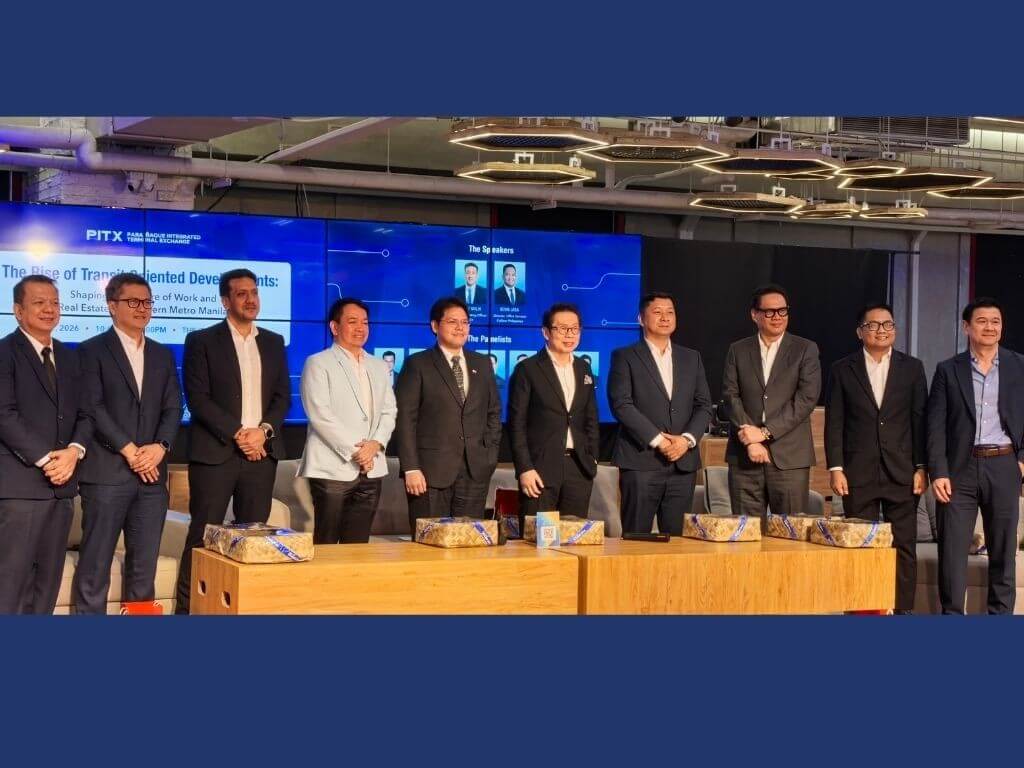 From left: Jason Salvador, corporate affairs head of PITX; Jaime Raphael Feliciano, Megawide &nbsp;chief business development officer and president of PITX; Mohit Malhi, PITX COO; Cisette Ricardo, tourism head of Para&ntilde;aque City; Joshua Rodriguez, director at Department of Transportation; Johnlu Koa, president of The French Baker; Giovanni Tuapin, president of &nbsp;Internship Crew;&nbsp; Richard Raymundo, Kevin Jara, director for office services at Colliers, and Kenneth Uy, architect at VisionArch VP | Photo by Vanessa Hidalgo