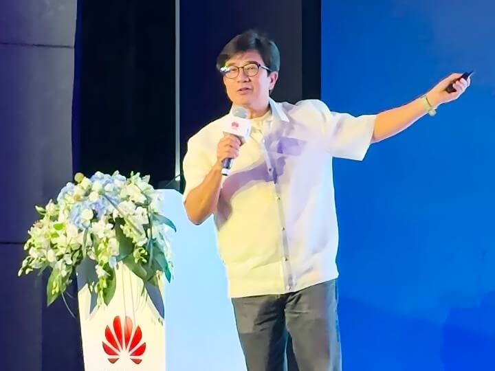 In his keynote,  PLDT chief operating officer and chief technology officer Menardo “Butch” G. Jimenez Jr.  stressed, "It is the power of both 5G and AI that will deliver the magic."/ Contributed photo