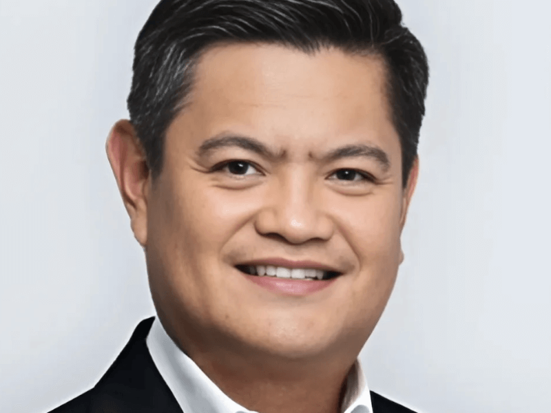  John GonzalesPLDT Enterprise first vice president 