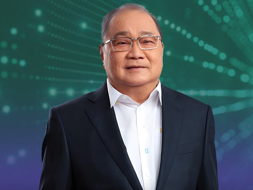 Manuel  V. Pangilinan PLDT chair, CEO 