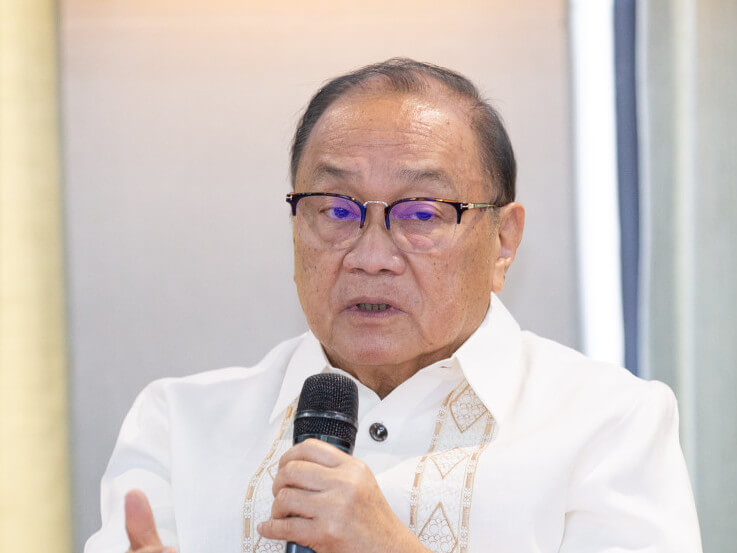 Manuel V. Pangilinan PLDT chair, CEO 