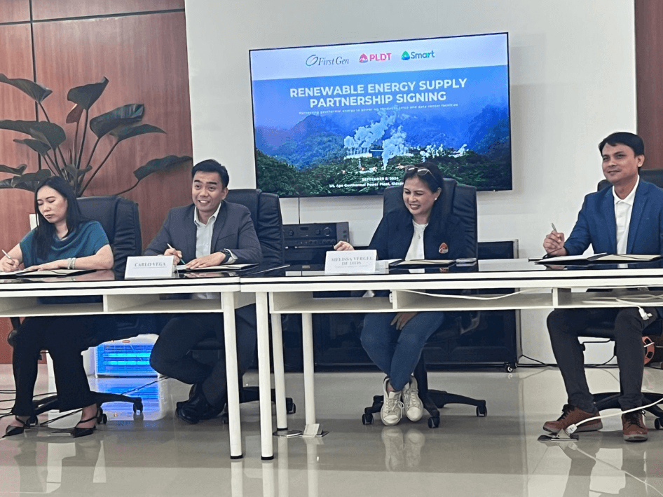 &nbsp;The RE supply contract between the PLDT Group and First Gen Corp. was signed on Sept. 5 at the Mindanao Geothermal Power Plant in Kidapawan City by (L to R) First Gen senior marketing manager Chloe Kayanan and vice president and head of power marketing, trading and economics Carlo Vega with PLDT Group first vice president and chief sustainability officer Melissa Vergel de Dios, and Jeffrey Tanjutco, PLDT facilities management center head./contributed photo
