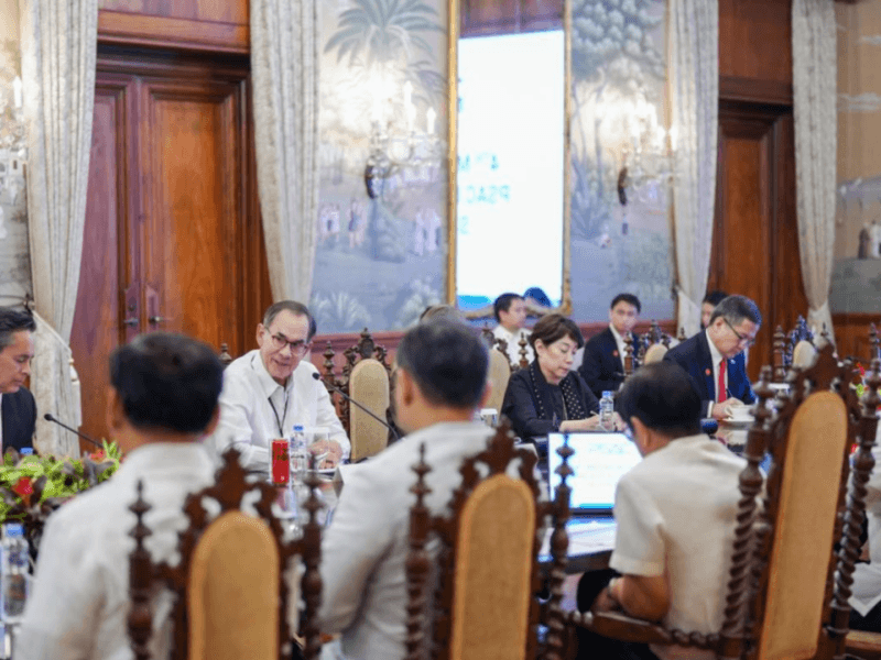 Aboitiz Group President and CEO and PSAC Lead Convener Sabin Aboitiz discusses strategic private sector recommendations to address employment challenges arising from the Middle East crisis in a meeting with President Ferdinand Marcos Jr. in Malaca&ntilde;ang on April 8, 2026. | Photo from the Presidential Communications Office