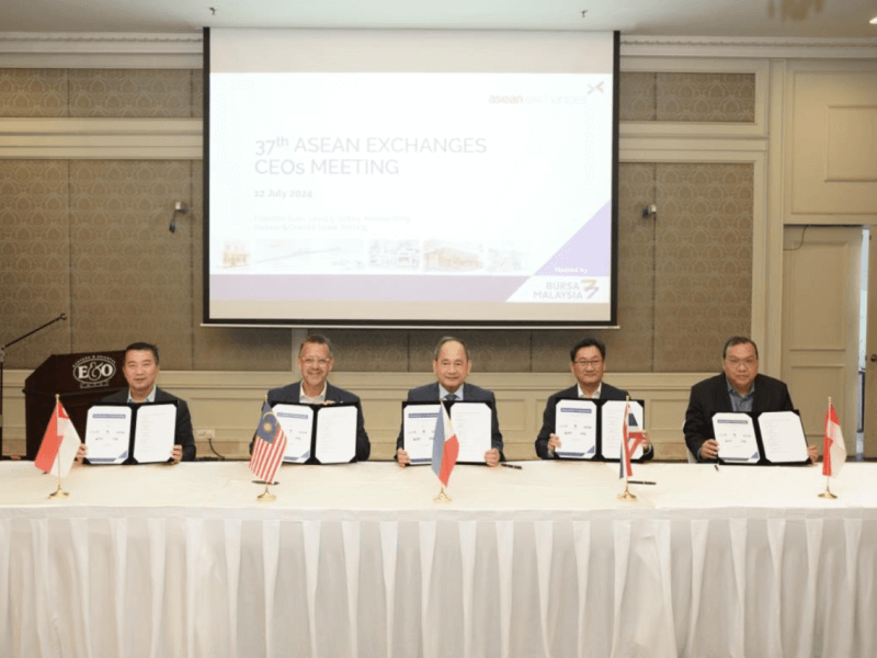 Milestone at the 37th ASEAN Exchanges CEOs Meeting: ASEAN leaders welcomed the PSE to the ASEAN-ISE. (Photo courtesy of the PSE)