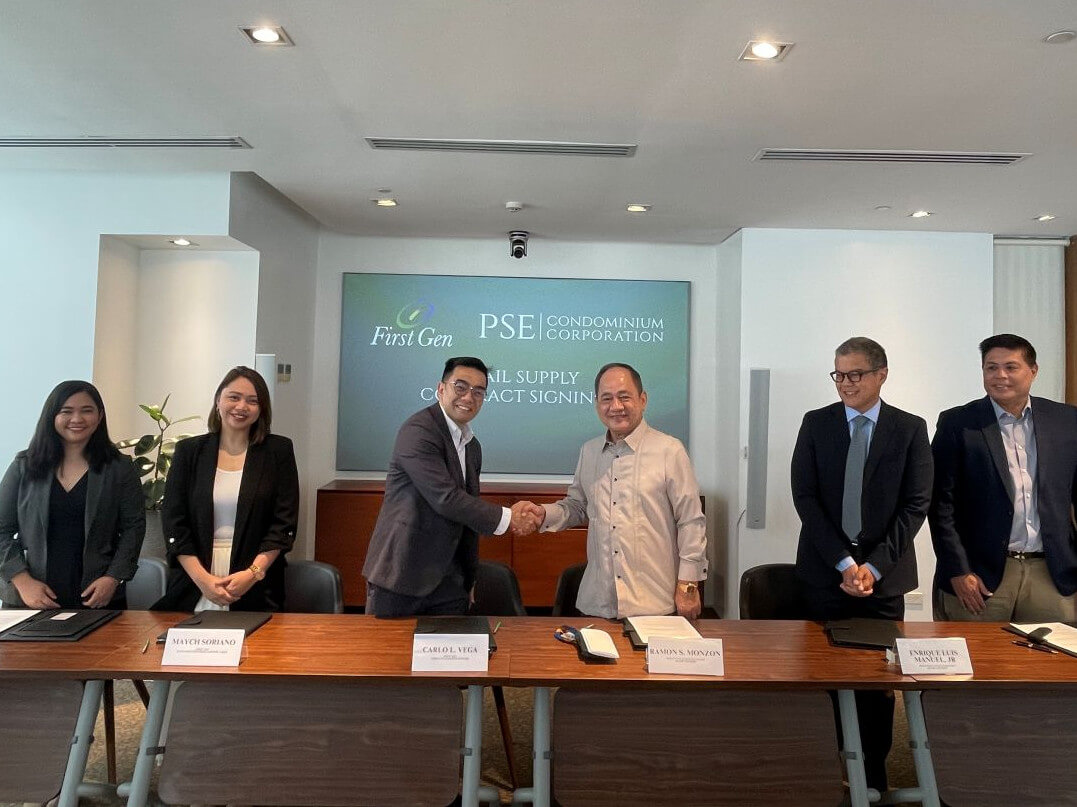 (From left) Janin Aceveda and Maych Soriano, First Gen customer progress partners; Carlo Vega, First Gen chief engagement officer; Ramon Monzon, president of the Philippine Stock Exchange and concurrent member of the board of PSE at OBHS; Enrique Luis Manuel Jr., PSE at OBHS board member; and Marc John Buencamino PSE at OBHS president./ Photo from First Gen