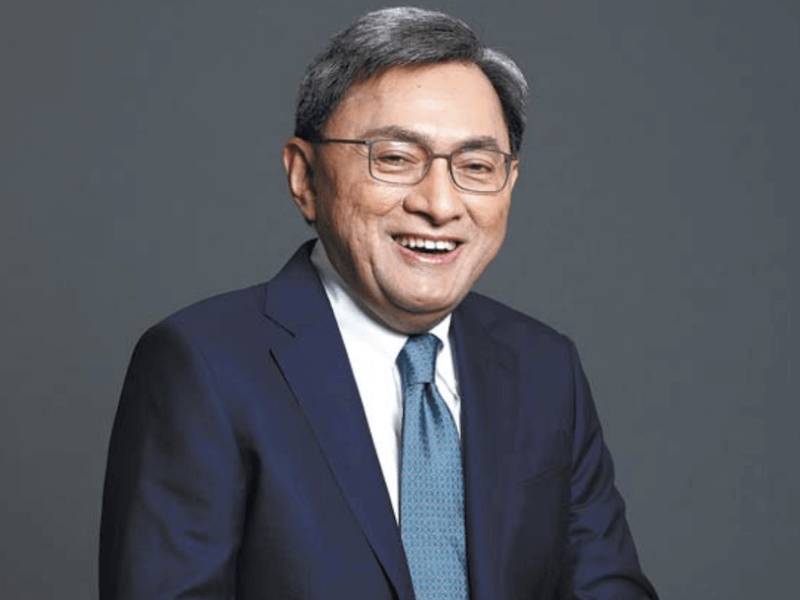 Nestor Padilla Rockwell Land chair 