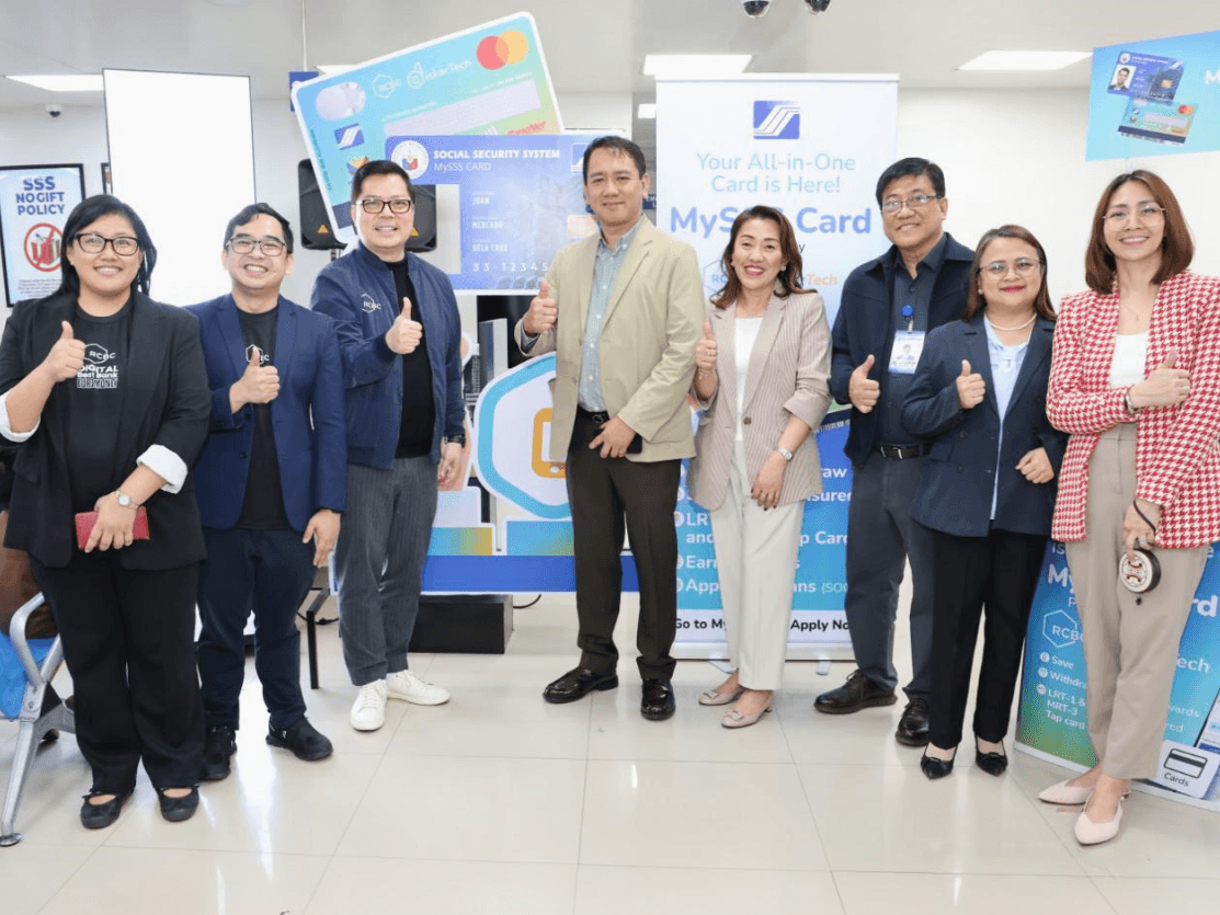 From left: RCBC's Julienne Picato, strategic businesses & government partnerships manager; Michael Christopher Cruz, FVP and division head, usage & strategic businesses, and Lito Villanueva, EVP and chief innovation and inclusion officer, with SSS EVP Ernesto Francisco, SVP Joy Villacorta, Acting SVP Benjamin Dolindo, Acting VP Helen Navarro, and VP Marissa Mapalo. | Contributed photo