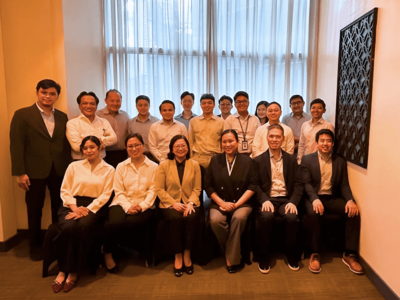 RLC’s new president and CEO Mybelle V. Aragon-GoBio meets with industry analysts./Photo from RLC 