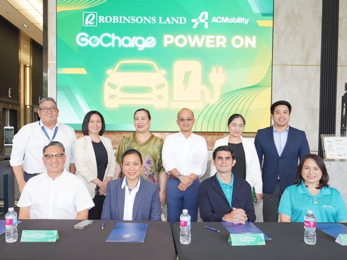(From left, seated): Jericho P. Go, SVP and business unit general manager of Robinsons Offices; Mybelle V. Aragon-GoBio, president and CEO of Robinsons Land; Jaime Alfonso Zobel de Ayala, CEO of ACMobility; and Carla Buencamino, head of mobility infrastructure at ACMobility. (Standing, from left): JP Balboa, VP for corporate lease, Robinsons Offices; Annalyn Yap, VP of Robinsons Hotels and Resorts; Fatima Olaguer, human resources head of Robinsons Land; Gerald Tambis, SVP and head of Robinsons Destination Estates; Maria Kristina Real, deputy general manager of Robinsons Malls; and Ramon Rivero, chief strategy officer and business unit general manager of Robinsons Sports, Entertainment and Recreation. | Contributed photo