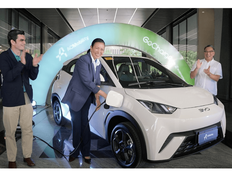 Robinsons Land and ACMobility celebrate their partnership to expand EV charging infrastructure and promote sustainable mobility in the Philippines. ​| Contributed photo