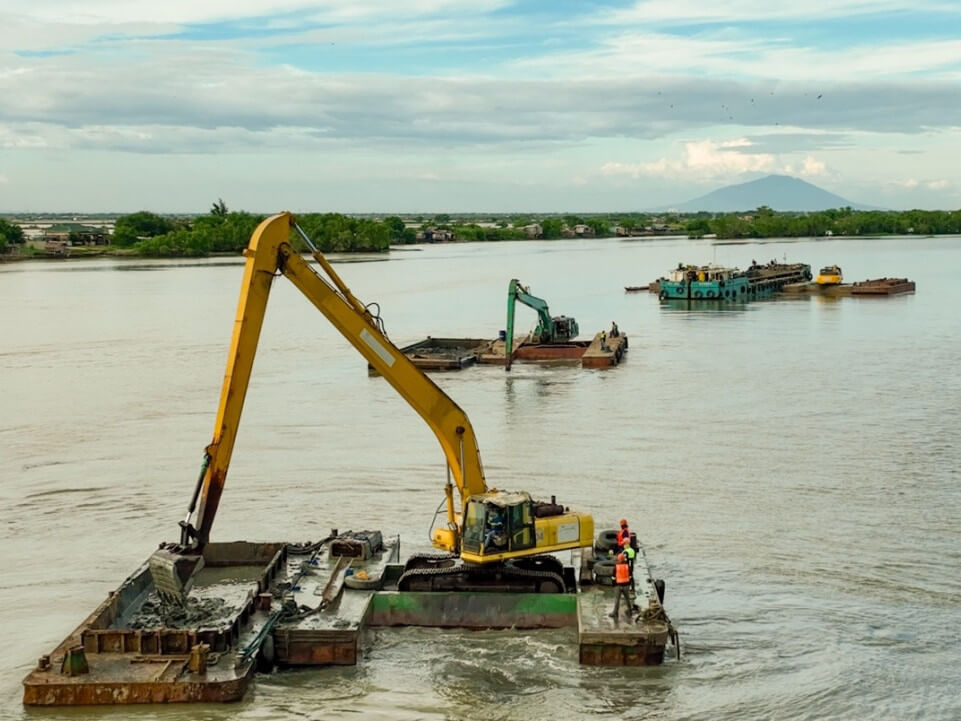 Nearly 700,000 tons of silt and solid waste have been removed from the 26.3-kilometer stretch of Pampanga River through SMC’s "Better Rivers PH" initiative./Contributed photo