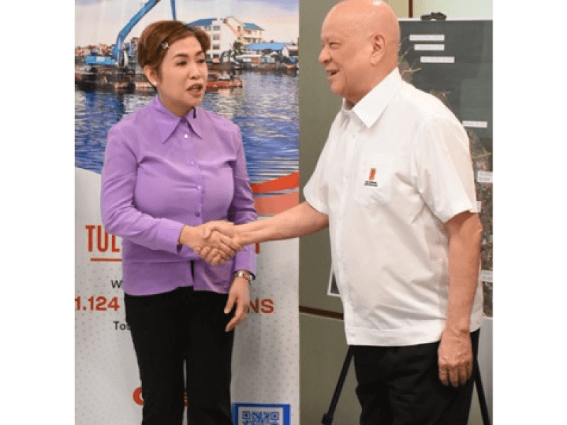 SMC chair and CEO Ramon S. Ang and Laguna Governor Marisol Aragones have teamed up to clean and restore rivers flowing into Laguna de Bay, a key initiative aimed at reducing flooding across the province./Photo from SMC 