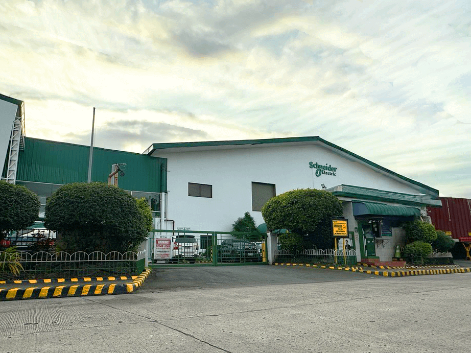 Marking 30 years in the Philippines, Schneider Electric transitions its Cavite Smart Factory to renewable energy&ndash;first in a Luzon government economic zone&ndash;reinforcing its commitment to clean power. | Photo from Schneider Electric Philippines.