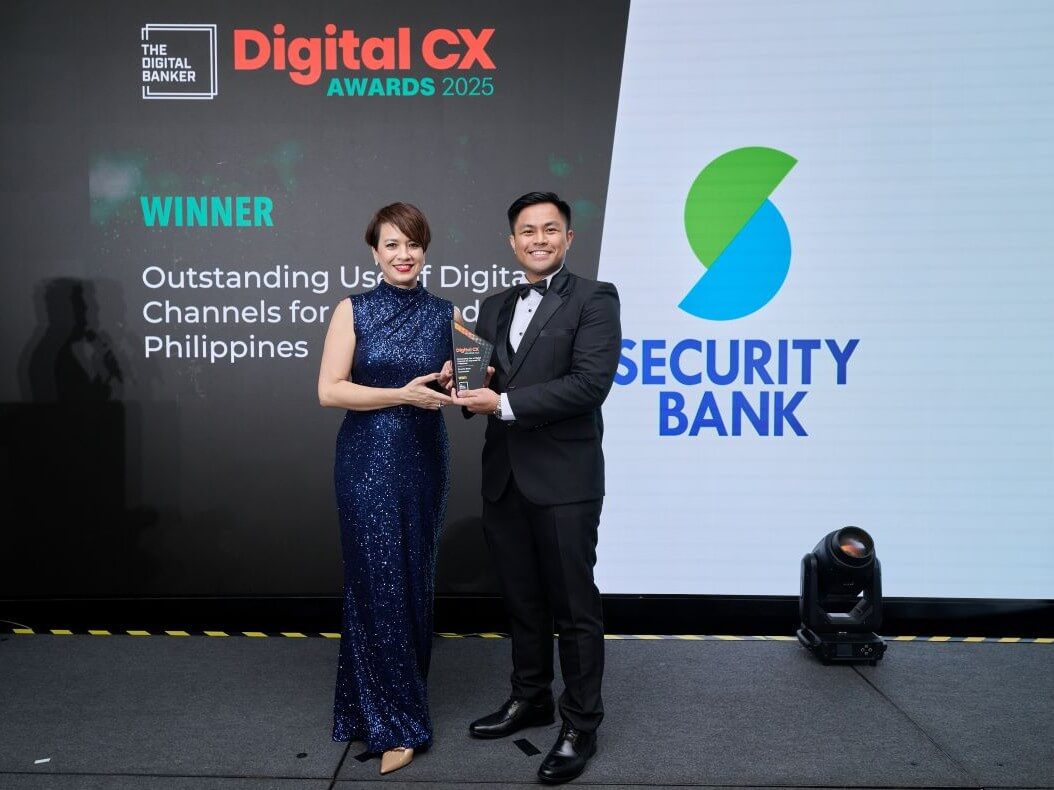 Security Bank won Outstanding Use of Digital Channels for Improved CX at The Digital Banker’s Digital CX Awards for its all-new app. Irvin Van Bolo, Security Bank AVP and digital channel management head, receives the award from  Digital CX presenter Angelique Teo. / Contributed photo
