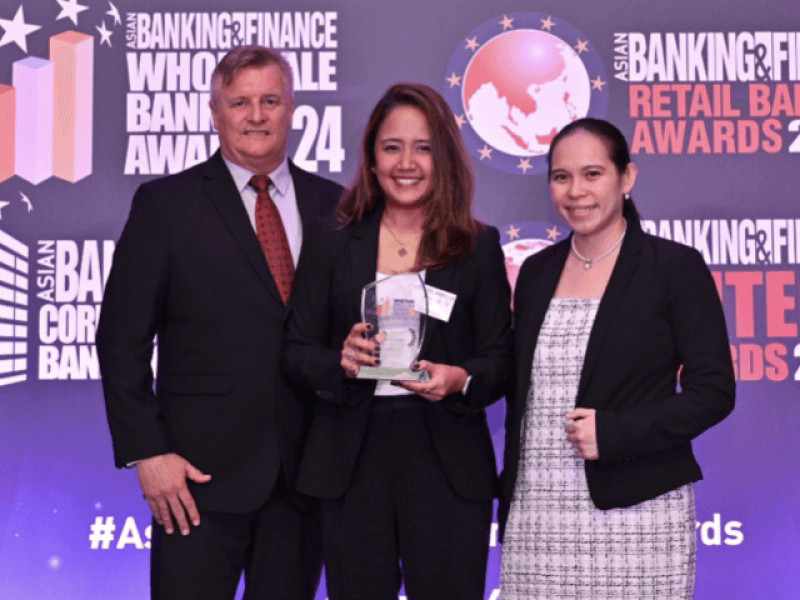 Center and right: Jovelle Cristobal-Espino, SAVP and TBG Sales Lead and Ranna Feliciano, FVP and Payments Channel Head.