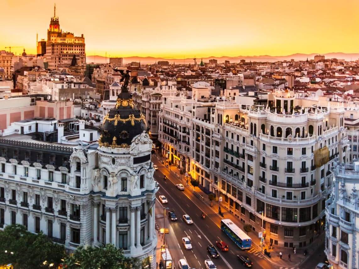 &nbsp;Gran V&iacute;a, featuring the iconic Metr&oacute;polis Building at the corner of Calle Alcal&aacute; and Gran V&iacute;a. | Contributed photo
