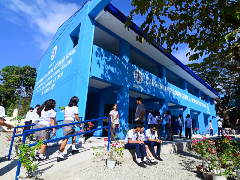 Committed to its advocacy in promoting quality education, the SM Foundation inaugurated a school building at the San Fernando South Central Integrated School in San Fernando, La Union in 2024./Photo from SM ​Foundation 