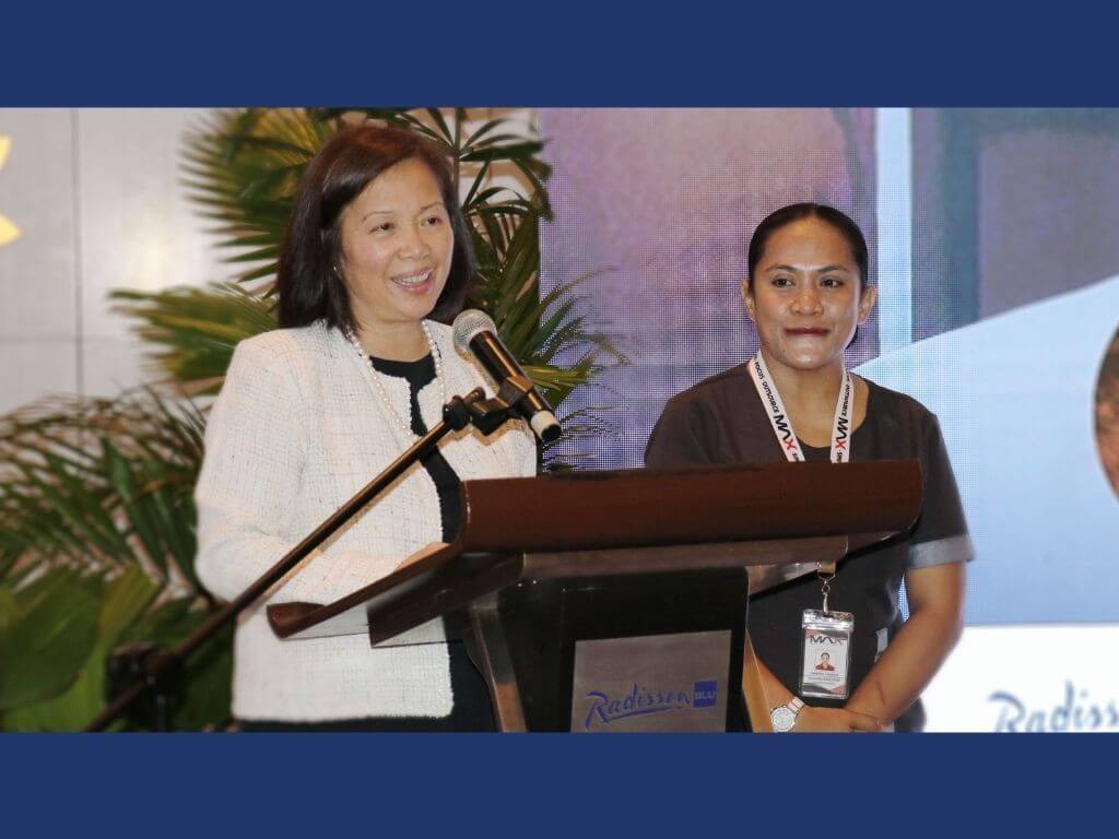 Radisson Blu Hotel Cebu general manager Ann Olalo and Kimberly Cabahug | Contributed photo