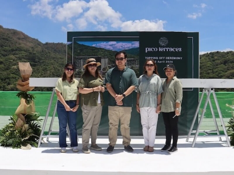 From left: Imee Francisco, Senior Vice President and Head of Costa del Hamilo, Inc.; Shirley C. Ong, Executive Vice President and Business Unit Head of SM LRR; Harvey T. Sy, Head of Technical and Project Planning and Design; Zenia Sy, Head of Sales and Kaye Frio, Senior Assistant Vice President for Project Development at Costa del Hamilo, Inc./Photo from SM Prime 