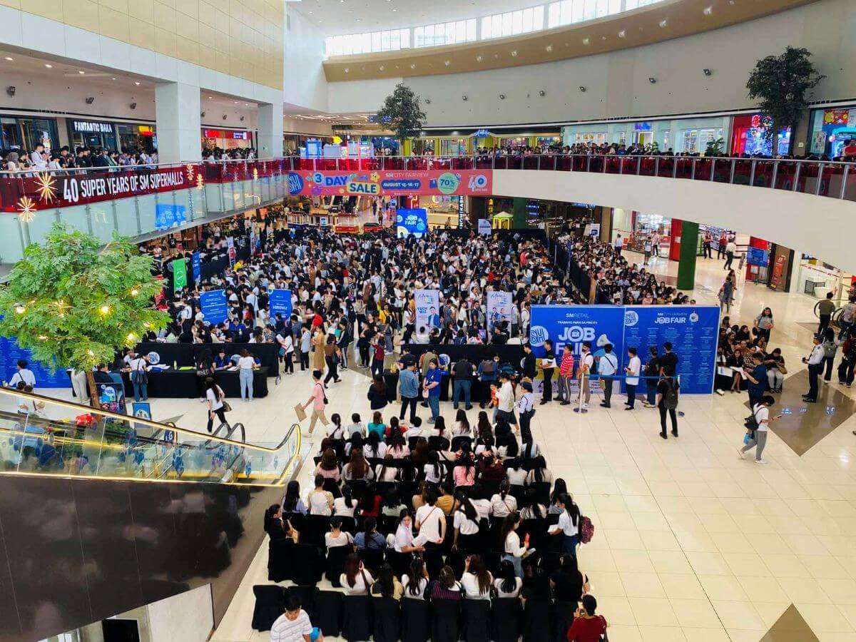 Since its inception in 2024, SM’s J.O.B.S. program has hosted over 300 job fairs nationwide, serving more than 180,000 job seekers./Contributed photo