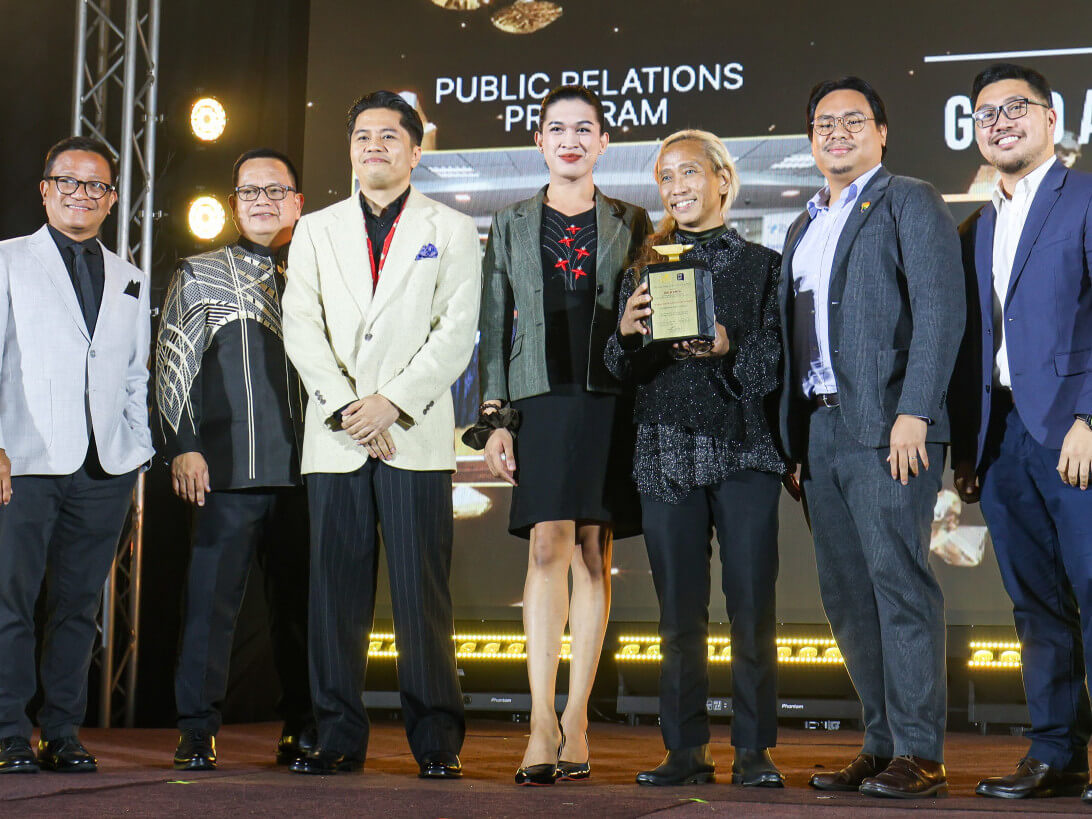Receiving TP’s Gold Anvil trophy were, third from left, external relations supervisor Lorenzo De Leon, wellbeing specialist Janna Dasigan, organizational development senior manager Hector Miranda, brand communications manager Domar Balmes, and media relations manager Adrian Elumba. Also in photo are PRSP officers Norman Agatep and Andy Saracho./ Contributed photo