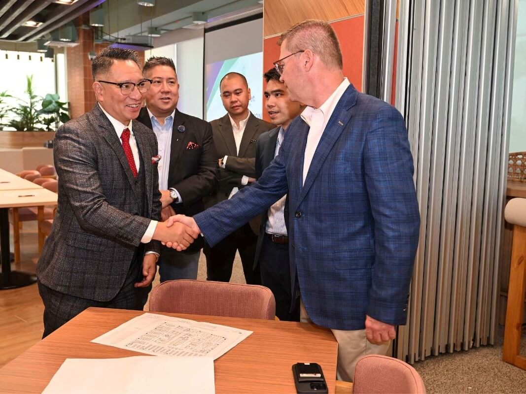 Robinsons Offices and Tenet Healthcare leaders align on shared goals./Contributed photo