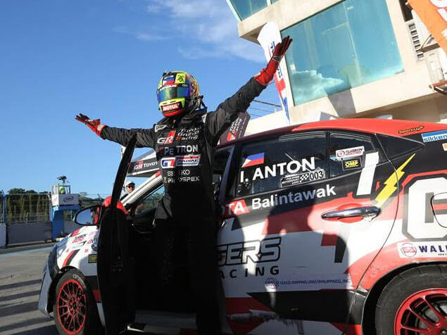 Super Sporting Class racer Iñigo Anton celebrates his Endurance Race win./ Photo from TMP