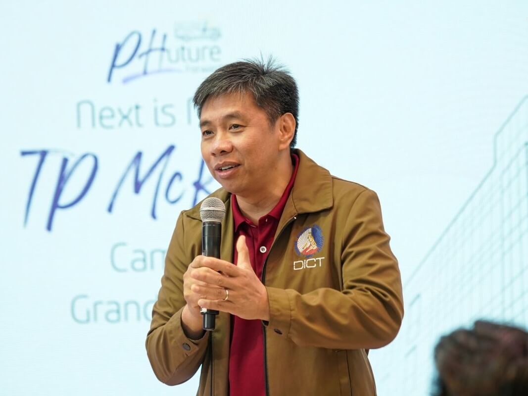 DICT chief Henry Aguda shares his optimism for the growing IT-BPM industry in the country during TP’s McKinley Campus launch. He mentions the government’s commitment to further build the country’s fiber optic backbone that will provide reliable connectivity in the countryside where global investors can set up their facilities. | Contributed photo
