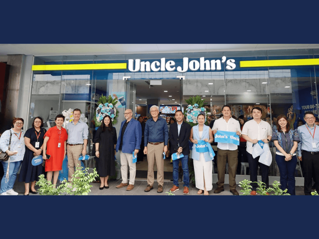 From left: Uncle John&rsquo;s GM Donna Rhia Leoncio; Robinsons Retail Holdings Inc. (RRHI) group GM for food segment and small formats Lyn De Jesus; RRHI chair Robina Gokongwei-Pe; AyalaLand Malls Inc. head of leasing Nathan Clark; AyalaLand Malls asset management lead Mae Dichupa; AyalaLand Malls chief operating officer Paul Birkett; San Miguel Foods Inc. poultry and animal nutrition business cluster GM Dr. Leo Obviar; San Miguel Foods Inc.&ndash;Great Food Solutions VP and head of food service and e-commerce Dino Salvador III; URC BCFG vice president for sales Cheri Moran; Unilever Philippines Inc. customer business manager JC Cuadrado; Monde Nissin Corp. sales business manager Zack Apaya; Coca-Cola Europacific Aboitiz Philippines modern trade director April Apsay; and RRHI president and CEO Stanley C. Co. | Contributed photo