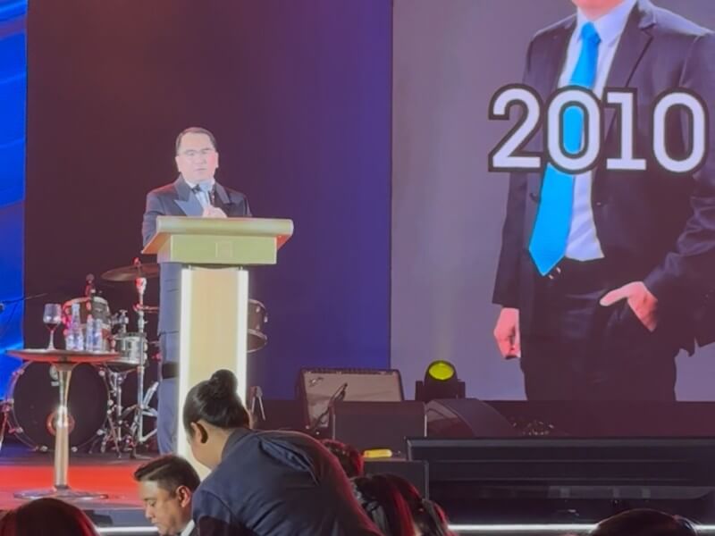 DivinaLaw founder Nilo Divina delivers his remarks during their 20th anniversary event at Shangri-La The Fort./Photo by Miguel R. Camus&nbsp;