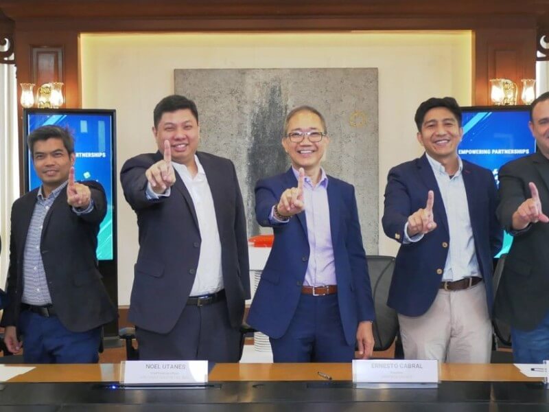 (From left): CVC senior managing director and country head of the Philippines Brice Cu, Fast Logistics CEO Manuel Onrejas Jr., Landers CFONoel Utanes, Vantage Energy president Ernesto M. Cabral, Vantage Energy account officer Ian Dale Ramos, and Landers deputy CEO Bill Cummings. (Click the photo to view full image)