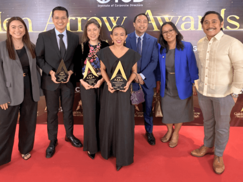 AEV and UnionBank each earned four Golden Arrows, while AboitizPower received three for corporate governance excellence. From left: AboitizPower&rsquo;s Kat Arsua and Atty. Ranulfo Javelosa III; AEV&rsquo;s Atty. Connie Chu; UnionBank&rsquo;s Atty. Jessa Cede&ntilde;o-Buyco and Atty. Cyril Arnesto; and AEV&rsquo;s Atty. Mailene De La Torre and Atty. Sam Santos. | Contributed photo